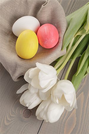 simsearch:400-04291976,k - pastel color easter eggs with tulips on table, slightly toned photo Photographie de stock - Aubaine LD & Abonnement, Code: 400-07430250