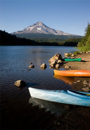 Mountain Lake called Trillium near Mount Hood Stock Photo - Budget Royalty-Free & Subscription, Code: 400-07444726