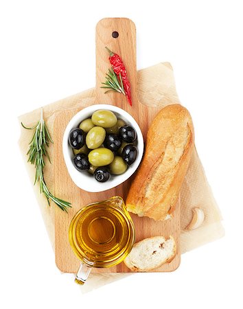 simsearch:400-06096133,k - Italian food appetizer of olives, bread, olive oil and spices. Isolated on white background Fotografie stock - Microstock e Abbonamento, Codice: 400-07465257