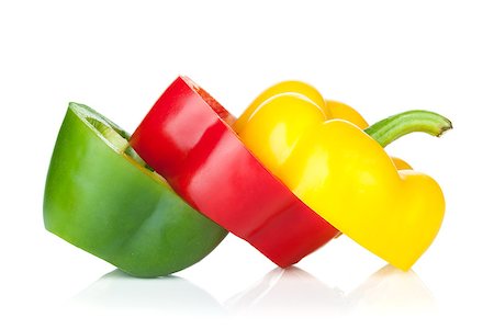simsearch:400-06061963,k - Colorful sliced bell pepper. Isolated on white background Foto de stock - Royalty-Free Super Valor e Assinatura, Número: 400-07465313
