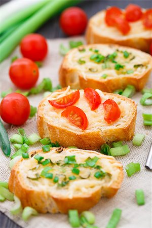 simsearch:400-08014878,k - Delicious bruschetta with cherry tomatoes and scallion Stock Photo - Budget Royalty-Free & Subscription, Code: 400-07471280