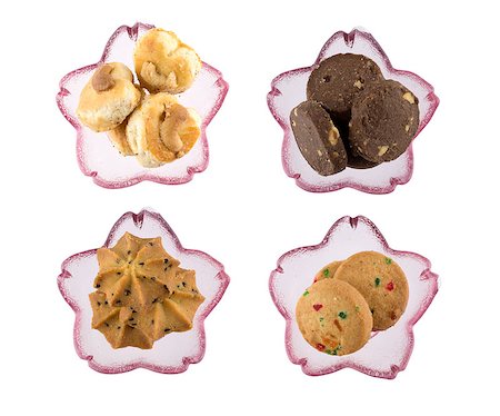 simsearch:400-06462101,k - Cookies in 4 sakura bowls isolated on white background Stock Photo - Budget Royalty-Free & Subscription, Code: 400-07481620
