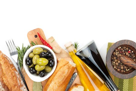 simsearch:400-07219392,k - Italian food appetizer of olives, bread and spices. Isolated on white background Stock Photo - Budget Royalty-Free & Subscription, Code: 400-07481813