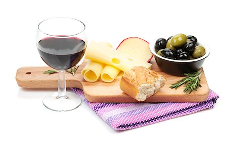 simsearch:400-07481818,k - Red wine with cheese, bread, olives and spices. Isolated on white background Foto de stock - Super Valor sin royalties y Suscripción, Código: 400-07481825