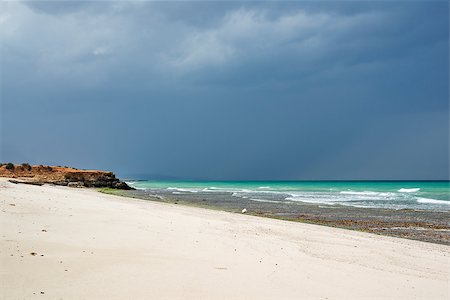 Images of Oman beach with sea Foto de stock - Super Valor sin royalties y Suscripción, Código: 400-07508733