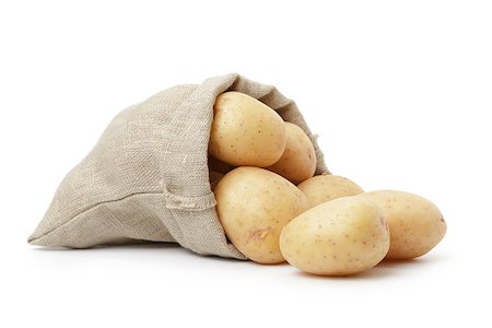 simsearch:700-03405572,k - fresh young potato in sack bag, isolated on white Photographie de stock - Aubaine LD & Abonnement, Code: 400-07502318