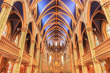 The interior of a Catholic Church Foto de stock - Royalty-Free Super Valor e Assinatura, Número: 400-07502480