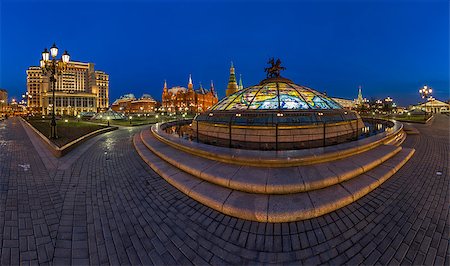 simsearch:400-07917160,k - Panorama of Manege Square and Moscow Kremlin in the Evening, Moscow, Russia Stock Photo - Budget Royalty-Free & Subscription, Code: 400-07514951