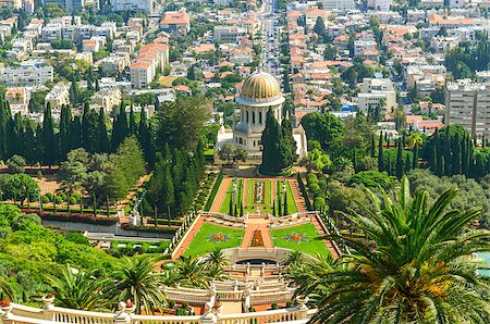 A beautiful picture of the Bahai Gardens in Haifa Israel. Fotografie stock - Microstock e Abbonamento, Codice: 400-07516731