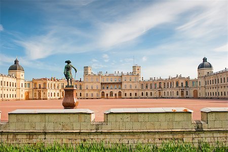 Famous palace in the suburbs of St. Petersburg Stock Photo - Budget Royalty-Free & Subscription, Code: 400-07510543
