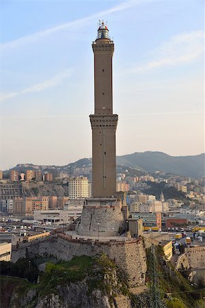 symbol of the city of Genoa is the Lantern Photographie de stock - Aubaine LD & Abonnement, Code: 400-07513878