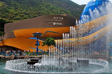 simsearch:400-07224238,k - HONG KONG, CHINA -  The grand aquarium in Ocean Park  in Hong Kong, China Stock Photo - Budget Royalty-Free & Subscription, Code: 400-07524895