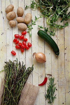 Fresh organic vegetables. Food background. Healthy food from garden Stock Photo - Budget Royalty-Free & Subscription, Code: 400-07546062