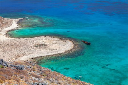 Wreck of the old ship Lagoon Balos, Gramvousa, Crete, Greece Photographie de stock - Aubaine LD & Abonnement, Code: 400-07547008