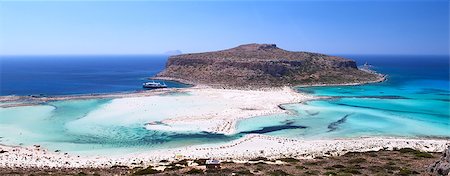 The place is called Bay Beach. Bay this remarkable because it is a place of merge of three seas - the Cretan and Mediterranean, and Ionian. Photographie de stock - Aubaine LD & Abonnement, Code: 400-07547011