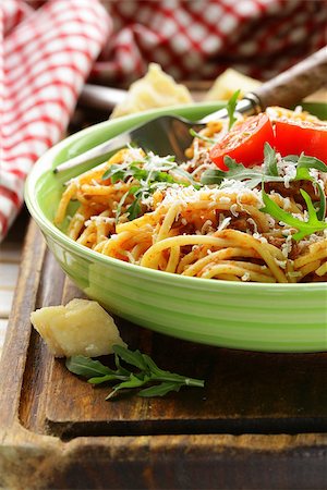 simsearch:400-08115563,k - traditional pasta with tomato sauce spaghetti bolognese with parmesan Photographie de stock - Aubaine LD & Abonnement, Code: 400-07557862