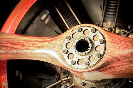 vintage wooden aircraft propeller and engine cylinders Stock Photo - Budget Royalty-Free & Subscription, Code: 400-07558477