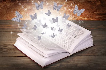 svetavo (artist) - Open book with butterflies from a paper Foto de stock - Super Valor sin royalties y Suscripción, Código: 400-07553608