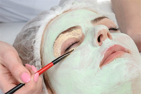 facial mask brush - beauty salon, facial mask around eyes applying using brush Stock Photo - Budget Royalty-Free & Subscription, Code: 400-07569930