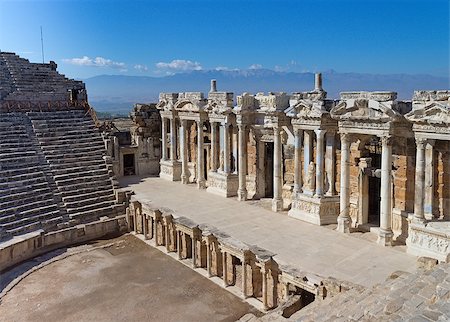 simsearch:400-07305874,k - Ruins of the ancient amphitheater in Turkey Photographie de stock - Aubaine LD & Abonnement, Code: 400-07574560