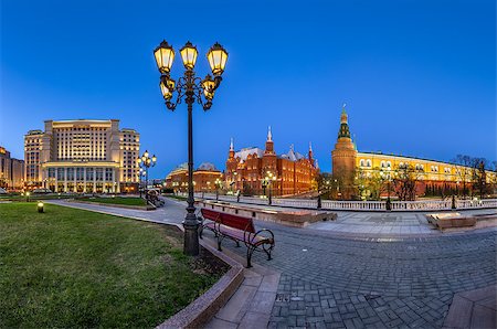 Manege Square and Moscow Kremlin in the Evening, Moscow, Russia Fotografie stock - Microstock e Abbonamento, Codice: 400-07575936