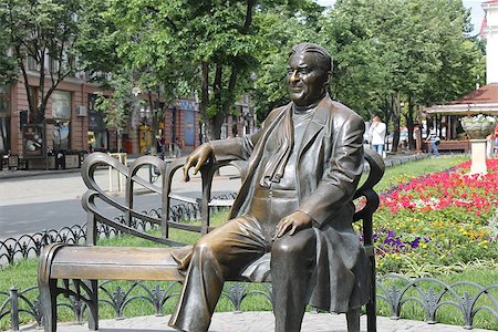 Monument to Leonid Utyosov in Odessa, Ukraine Stockbilder - Microstock & Abonnement, Bildnummer: 400-07575942