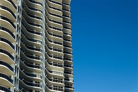 Modern condominium tower Photographie de stock - Aubaine LD & Abonnement, Code: 400-07579044