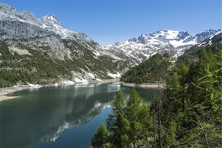 Devero Alp and Lake Codelago, Piedmont - Italy Photographie de stock - Aubaine LD & Abonnement, Code: 400-07579535