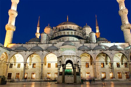simsearch:640-06963127,k - Sultanahmet mosque wide angle from bottom nighttime Stock Photo - Budget Royalty-Free & Subscription, Code: 400-07570389