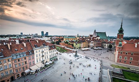 simsearch:400-04423945,k - Castle square in Warsaw old town, Poland Stock Photo - Budget Royalty-Free & Subscription, Code: 400-07571645