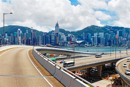 simsearch:400-05388116,k - Highway and skylines in modern Hong Kong city Foto de stock - Super Valor sin royalties y Suscripción, Código: 400-07572947