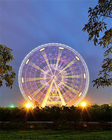 The glamorous night of Ferris Wheel in Fengling  children's park of Nanning Stock Photo - Budget Royalty-Free & Subscription, Code: 400-07615385