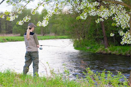 simsearch:400-07501738,k - woman fishing by the river in spring Photographie de stock - Aubaine LD & Abonnement, Code: 400-07617789