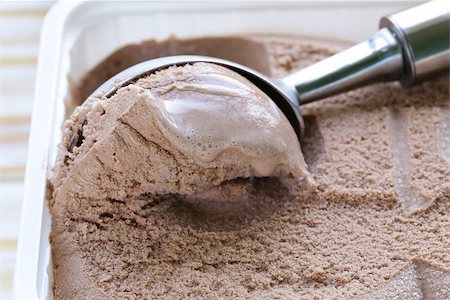 simsearch:400-06700951,k - Delicious fresh homemade chocolate ice cream - summer dessert Stock Photo - Budget Royalty-Free & Subscription, Code: 400-07618504