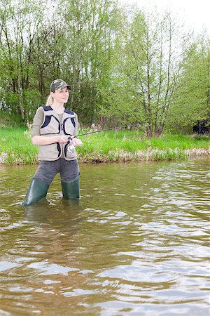 simsearch:400-07501738,k - woman fishing in pond in spring Photographie de stock - Aubaine LD & Abonnement, Code: 400-07613829