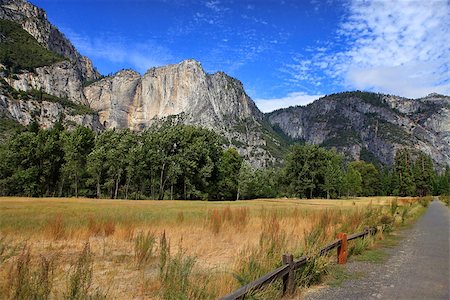 Yosemite National Park in California. United States of America Stock Photo - Budget Royalty-Free & Subscription, Code: 400-07624117