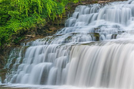 simsearch:400-07625545,k - Water Falls at Glen Park, Williamsville New York. Stock Photo - Budget Royalty-Free & Subscription, Code: 400-07625544