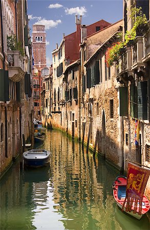 simsearch:400-07667007,k - Canals in Venice, Italy Photographie de stock - Aubaine LD & Abonnement, Code: 400-07626824