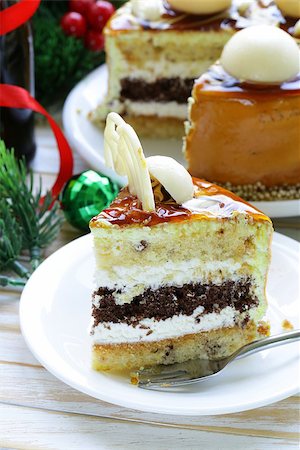 elegant holiday party - festive Christmas cake caramel biscuit  decorated with white chocolate Stock Photo - Budget Royalty-Free & Subscription, Code: 400-07629426