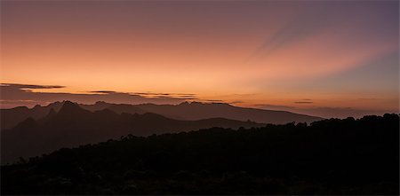 The last rays of sun over the African plains on the slopes of Kilimanjaro Foto de stock - Super Valor sin royalties y Suscripción, Código: 400-07621836