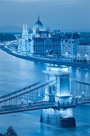 simsearch:400-08076016,k - Toned  image of hungarian parliament and Chain Bridge in Budapest during twilight blue hour. Stock Photo - Budget Royalty-Free & Subscription, Code: 400-07630646
