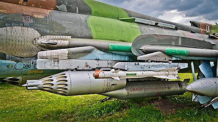 simsearch:6102-08761105,k - Armament of Russian jet plane Foto de stock - Super Valor sin royalties y Suscripción, Código: 400-07632188