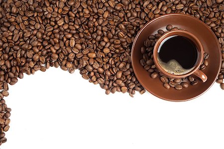 simsearch:400-08672864,k - coffee beans and cup isolated on white background Foto de stock - Super Valor sin royalties y Suscripción, Código: 400-07633367