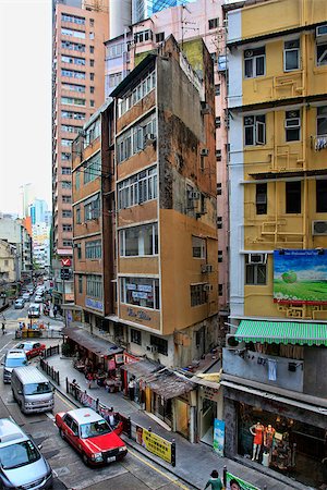 simsearch:400-07633406,k - HONG KONG, CHINA - Central District: old residential building. The city is one of the most populated areas in the world. Hong Kong, Photographie de stock - Aubaine LD & Abonnement, Code: 400-07633390