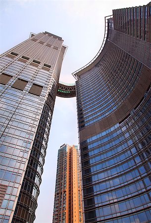 Modern office buildings in central Hong Kong. Photographie de stock - Aubaine LD & Abonnement, Code: 400-07633391