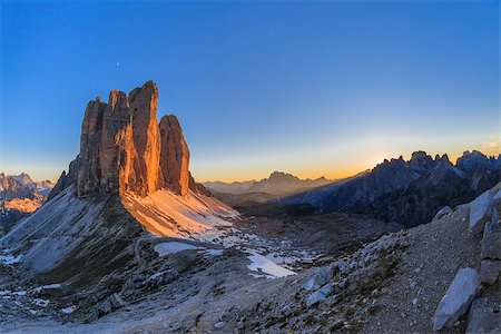 porojnicu (artist) - Tre Cime di Lavaredo at sunset, Dolomite Alps, Italy Foto de stock - Super Valor sin royalties y Suscripción, Código: 400-07633503