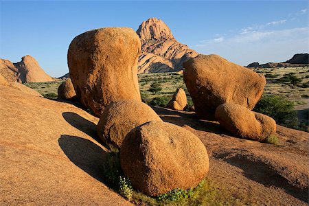 simsearch:400-04470445,k - Massive granite rocks, Spitzkoppe, Namibia, southern Africa Stockbilder - Microstock & Abonnement, Bildnummer: 400-07657065