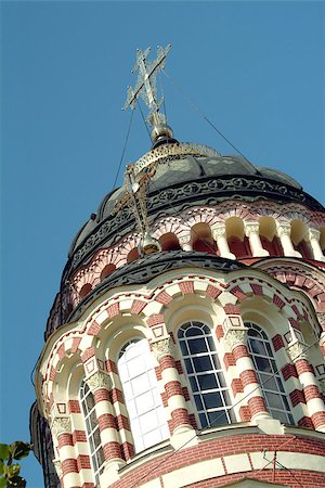 simsearch:400-04493841,k - Orthodox cathedral Blagoveshensky against the blue sky in Kharkov, Ukraine Foto de stock - Royalty-Free Super Valor e Assinatura, Número: 400-07658727