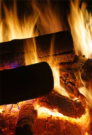 simsearch:400-04863533,k - Burning logs closeup Stock Photo - Budget Royalty-Free & Subscription, Code: 400-07660149