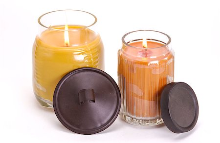 simsearch:693-06018760,k - Assortment of decorative scented candles shot on a white background. Photographie de stock - Aubaine LD & Abonnement, Code: 400-07660540